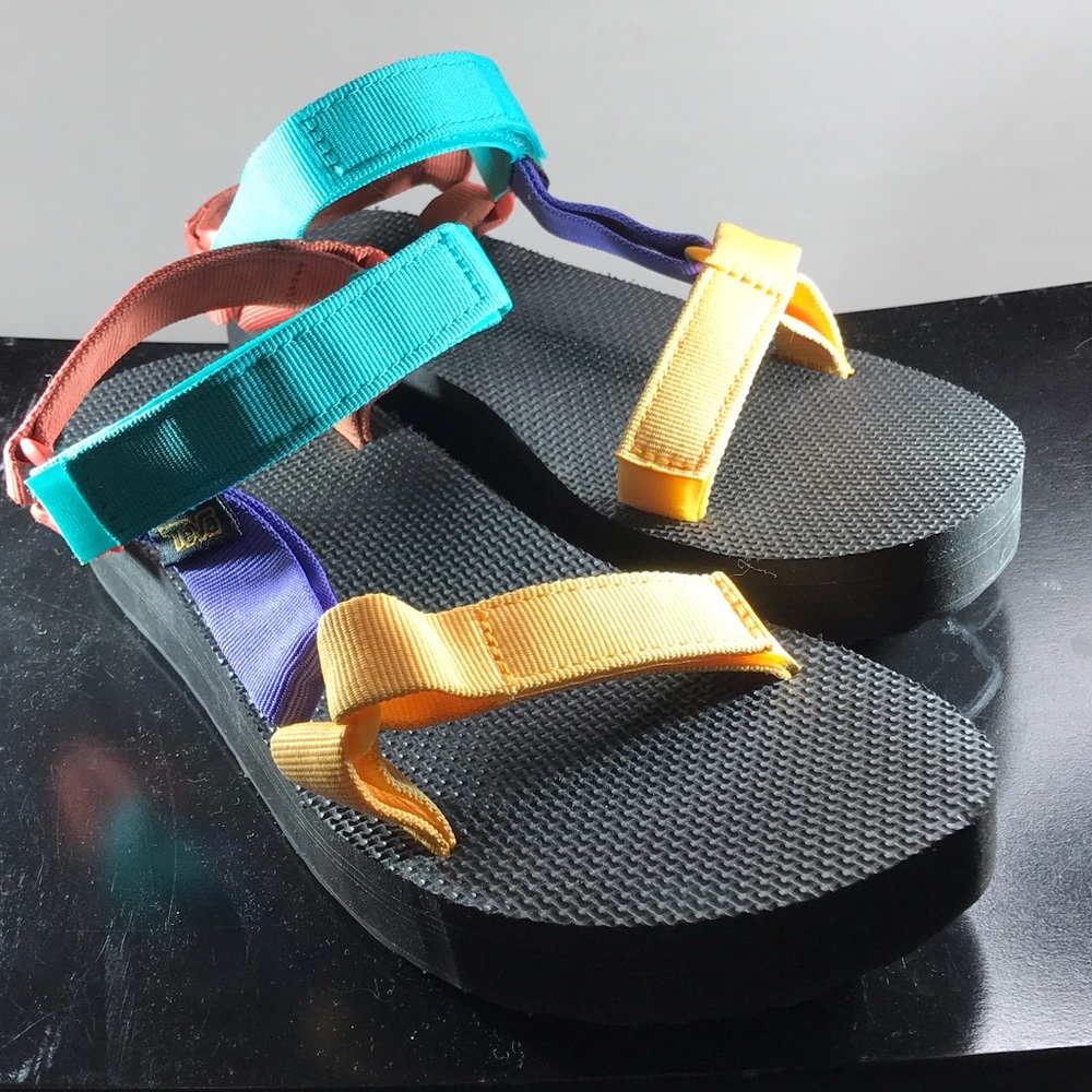Teva Women's Sandals in Teal, Yellow, Coral and Purple Size 8